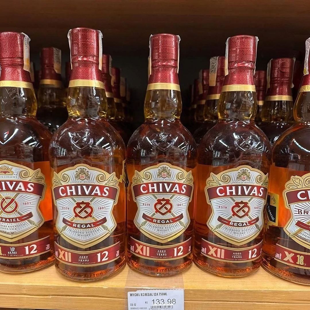 Whisky Chivas Regal 12 anos Blended Escocês - 1 litro