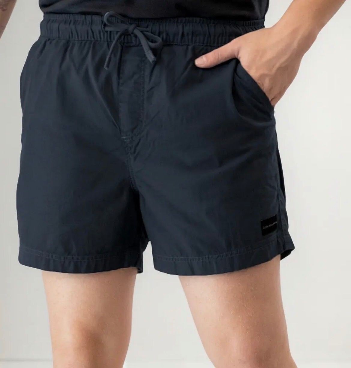 Short Calvin Klein Jeans Color Cós Elástico Azul Marinho