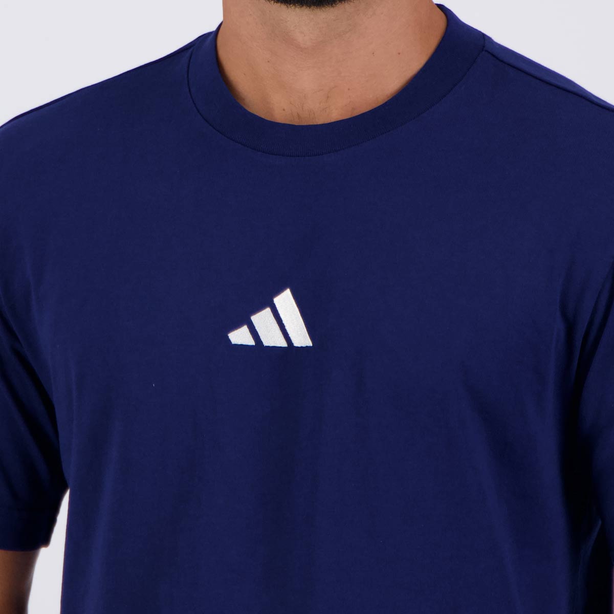 Camiseta Algodão Essentials Small Logo adidas - Azul