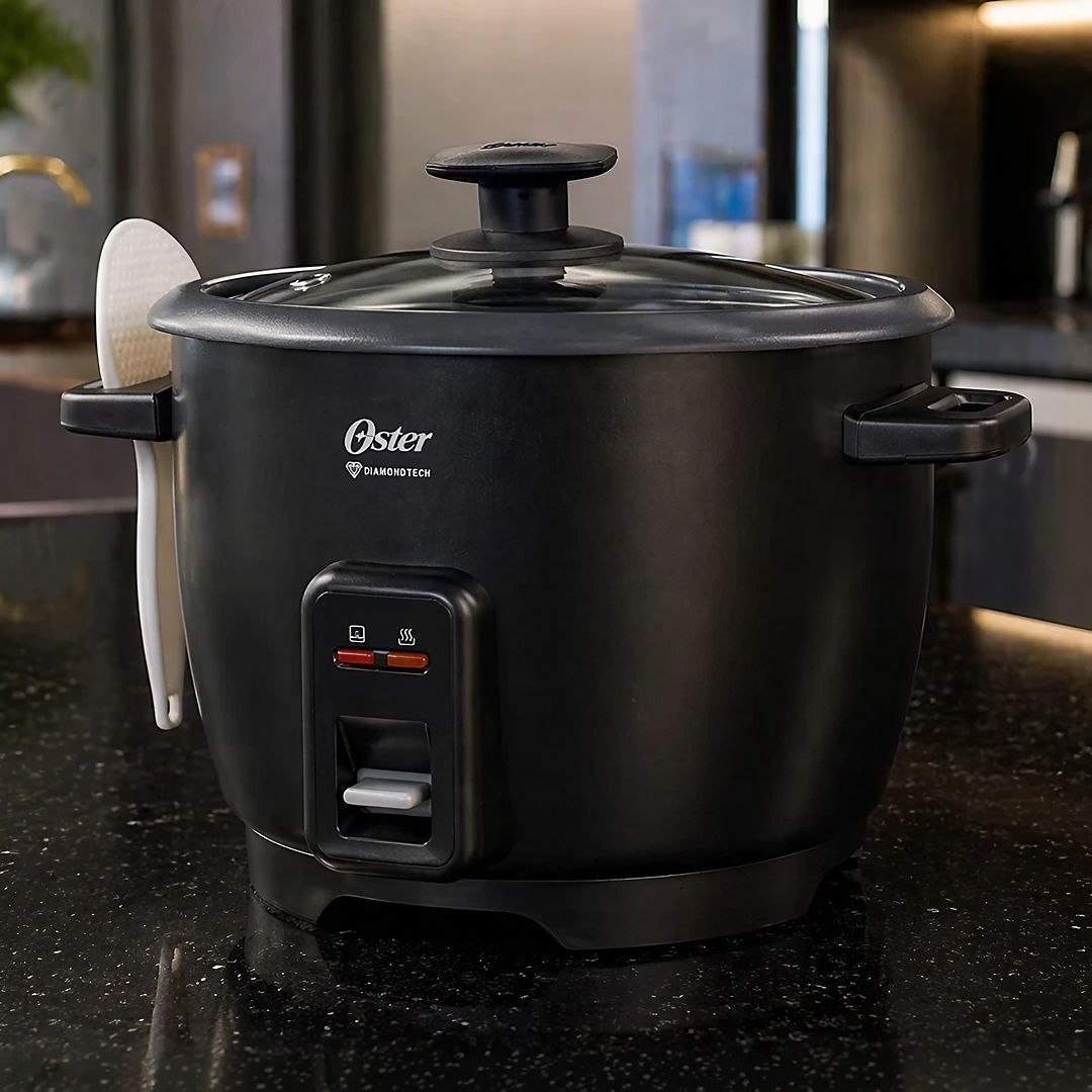 Panela Elétrica De Arroz Diamondtech Oster Black 1,2l